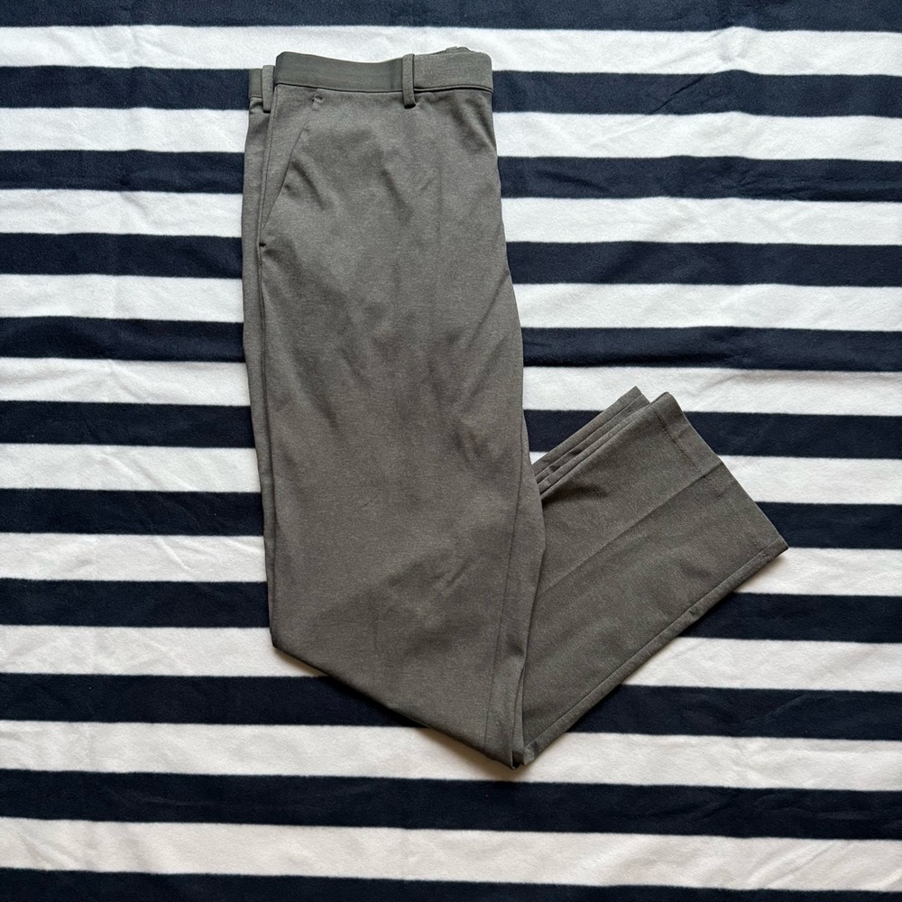 Uniqlo Men's Gray Pants Size Large
